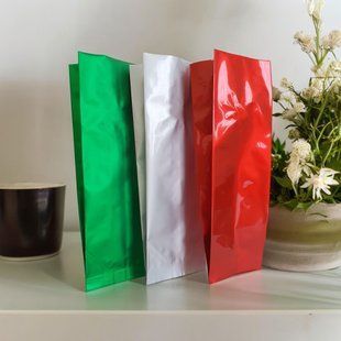 Gusseted center-seal coffee pouch, RED glossy, 80х250х32, 250g
